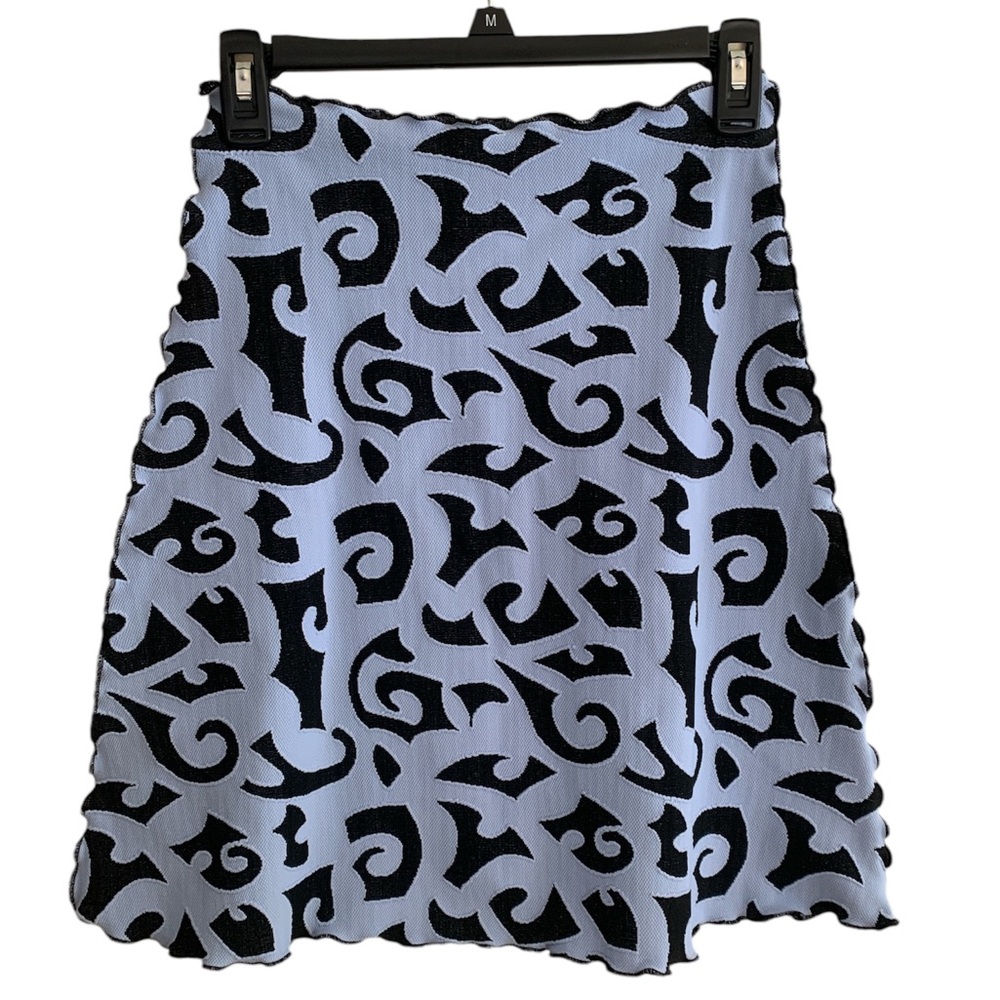 Haystacks a line skirt size Small